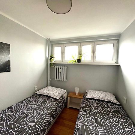 Apartament Z Widokiem Na Spodek كاتوفيتسه المظهر الخارجي الصورة